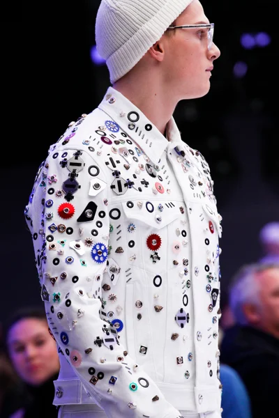 Look 36